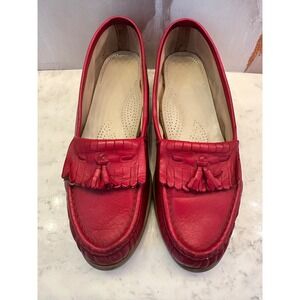 SAS Simplify Red Leather Moccasin Loafer Tassel Women 9.5M Academia Prep Vintage